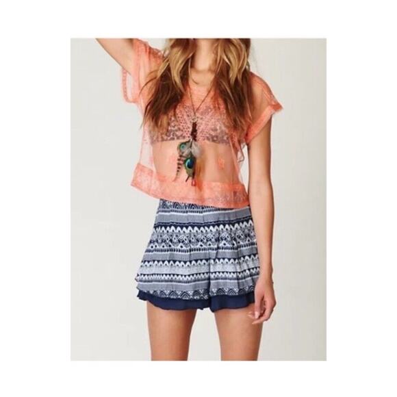 Free People Shorts Women's 8 Navy Lost Temple High Rise Flounce Side Zip - Picture 7 of 7